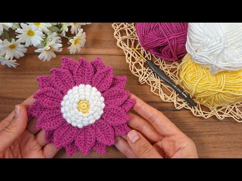 Видео: 🌺 Большой декоративный цветок крючком (пошаговое руководство)