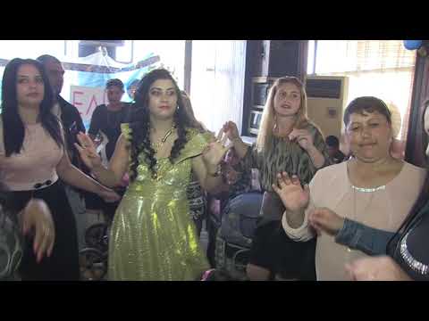 Видео: Рожден ден Елизабет с. Зидарово - 2 част