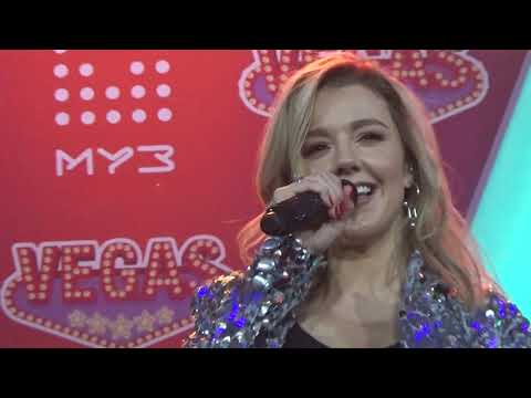 Видео: Юлианна Караулова(Партийная Зона,ВегасКунцево,2.12.18)