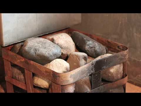 Видео: САМООБОРОНА КИРПИЧОМ в деревенской бане! Реконструкция бани. 🔥💦Часть 6.