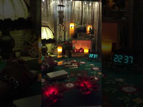 Видео: Что-то ему  уже не смешно