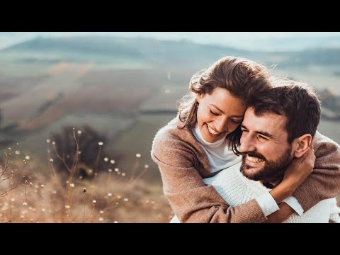 Видео: Коя сте Вие за него? Какво е Вашето значение в живота му? 🥰😇❤️