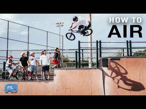 Видео: Как кататься на BMX с воздуха