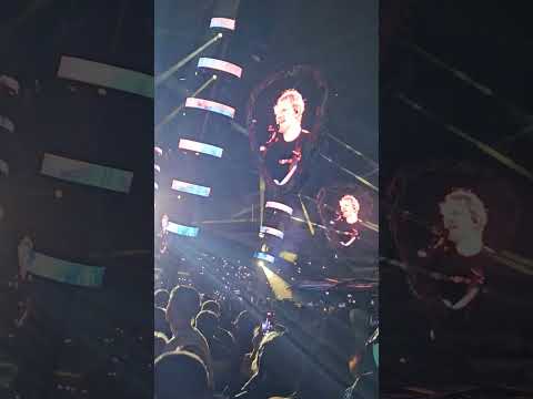 Видео: Ed Sheeran в България!