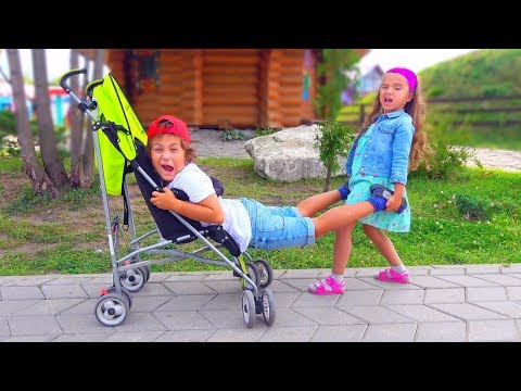 Видео: Камиль ХОЧЕТ Быть МАЛЕНЬКИМ! НЕ ПОДЕЛИЛИ Коляску... Скейтч от Кикидо