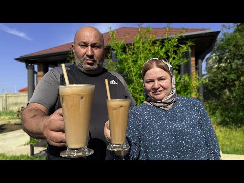 Видео: Приготовили Айс Кофе и Салат с Хрустящими Баклажанами