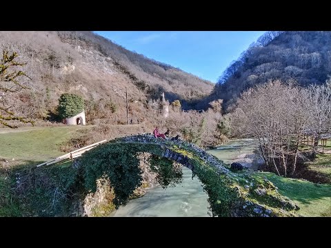 Видео: Абхазия. Сухум, Прогулка на заброшенную электростанцию. Мост царицы Тамары. День 12.
