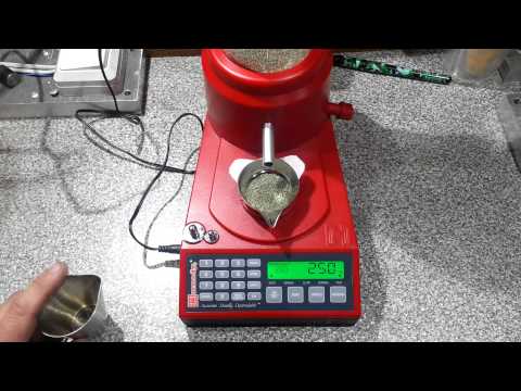 Видео: Пороховой комбайн Hornady Lock-N-Load Auto Charge Powder Dispenser   инструкция по применению RUS