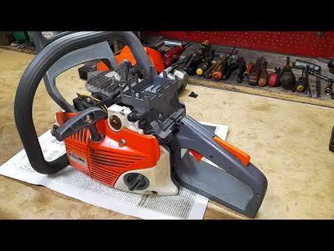 Видео: Не набирает обороты, глохнет Oleo-Mac GS 35. Грязь в карбюраторе