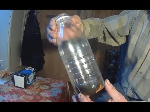 Видео: Мышеловка из бутылки.
