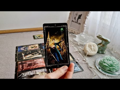 Видео: 💫💭🌌Кой мисли вечер за теб в любовен план?🌌💭💫