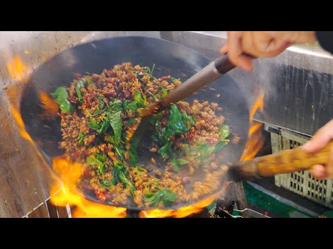 Видео: Лучшая еда по соотношению цены и качества, приготовленная на воке | Thai Street Food