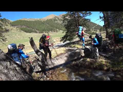 Видео: Поход из Теберды в Архыз 1 к.с. В мае 2018