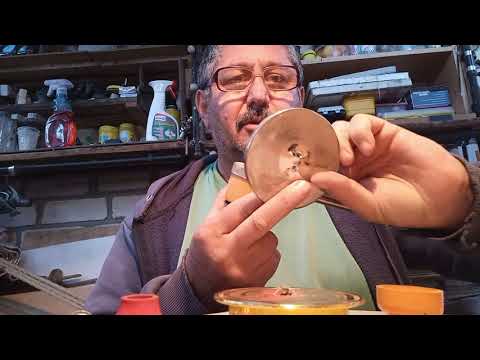 Видео: приспособление для перемотки лески на катушку