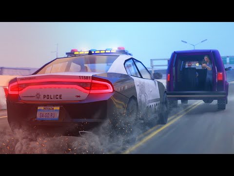 Видео: 😨 ПОЛИЦЕЙСКАЯ ПОГОНЯ за ГРАБИТЕЛЯМИ в GTA SAMP!