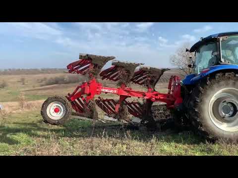 Видео: ❗️Плуг ОПТИКОН Оборотный мастер А3 и New Holland T6050🔥 Пахота на Загрязненном поле💪