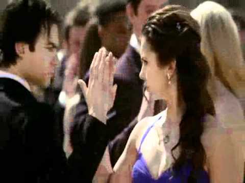 Видео: Деймон и Елена-Карие глаза