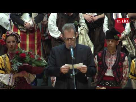 Видео: Бен Крос разплака България с осемминутна реч на български