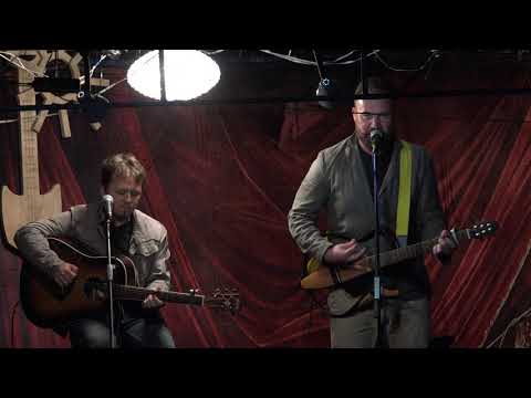 Видео: Никита Дорофеев и Павел Фахртдинов. Концерт в клубе "Археология". 1 отделение.