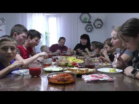 Видео: МУКБАНГ.  По деревенски. жареная картошка.  копчёная сало