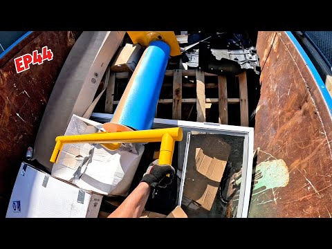 Видео: НЫРЬЕ В МУСОРНЫЙ КОНТЕЙНЕР! - ЭТО ГОЛ С ПОЛЯ!