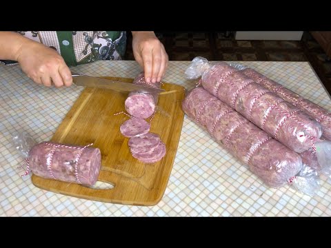 Видео: КОЛБАСА В ПАКЕТЕ ДЛЯ ВСЕХ ИЗ ЛЮБОГО МЯСА! ПРОЩЕ НЕ БЫВАЕТ!