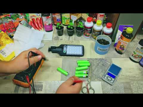 Видео: Как долго работают китайские светодиодные фонари с AliExpress зимой на 100 и 18 LED? АКБ LittoKala.