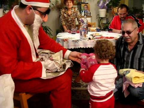 Видео: Стефания Иванова посреща дядо Коледа