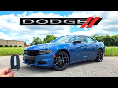 Видео: Dodge Charger 2022 года // Классический американский мускулистый седан по отличной цене!