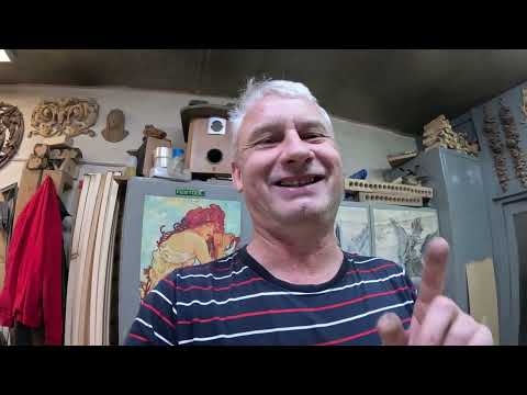 Видео: Как сделать двери