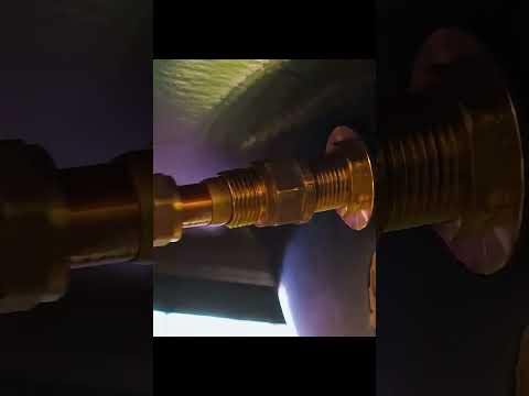 Видео: Гениальный водонагреватель без электричества