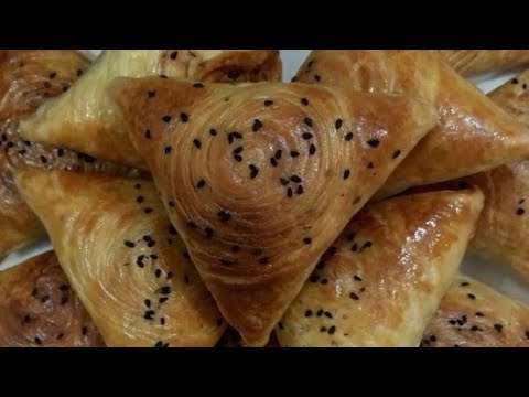 Видео: Үйдө даамдуу самса жасайбыз. Слоенная  самса. Очень вкусное.
