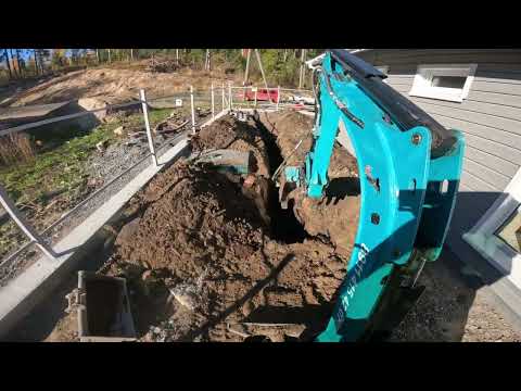 Видео: Работа мини экскаватора Rippa L330, дренаж