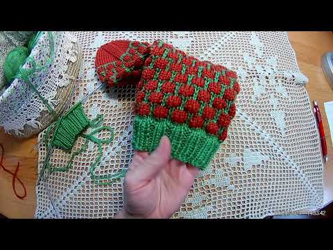 Видео: Носки узором "Виноград"