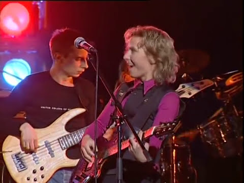 Видео: Сурганова и Оркестр - Предчувствие смерти (DVD КругоСветка-2005)