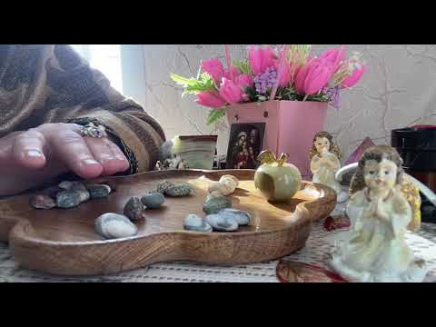 Видео: [ГАДАНИЕ НА КАМНЯХ] Узнай, что приготовила тебе судьба