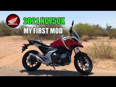 Видео: Honda NC750X 2021 года — установка комплекта USB-зарядного устройства