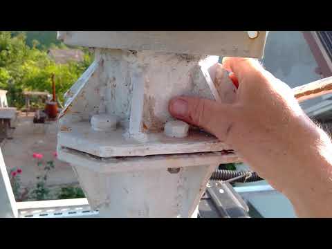 Видео: Трекер для солнечных панелей часть 2. Поворотный узел