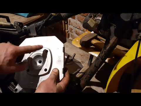 Видео: Мото база . ставлю цилиндр на Корча