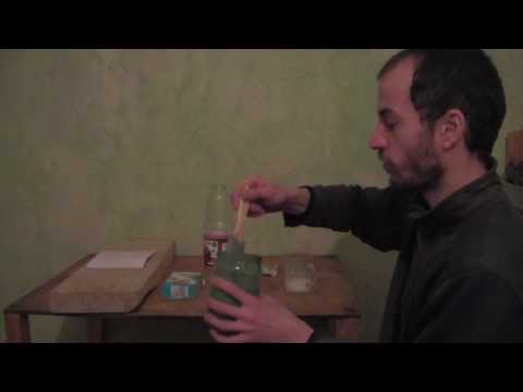 Видео: Глиняная краска - приготовление и нанесение