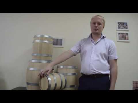 Видео: Подготовка дубовой бочки к использованию | How to prepare an oak barrel for use I Бондарная Лавка