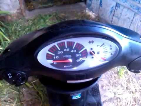 Видео: Скутер Honda DIO AF 56 короткий обзор - плюсы и минусы