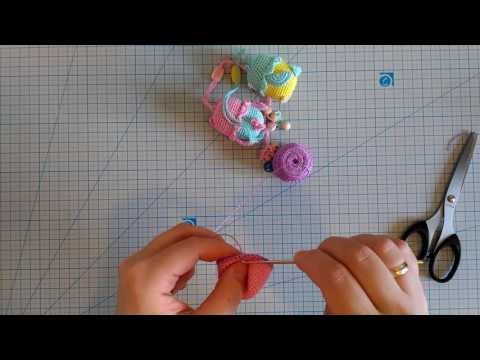 Видео: МК  Погремушка-прорезыватель совушка. Вязание крючком. Слингобусы. Ч.1