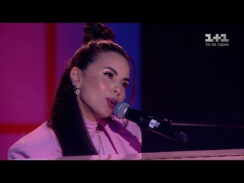 Видео: Настя Каменских - “Тримай”. Вечер премьер с Екатериной Осадчей