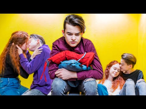 Видео: КИРИЛЛ ПЛАЧЕТ! ПАРЕНЬ ПОЖАЛЕЛ, ЧТО РАССТАЛСЯ С МАШЕЙ!