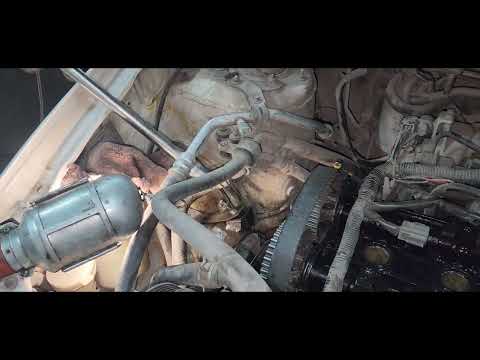 Видео: Мазда премаси 2.0 замена ГРМ.