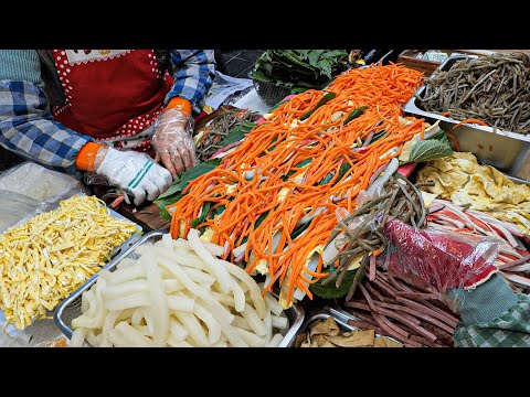 Видео: Мы продаем 2000 кимбапов в день! Вкусный традиционный рыночный бабушкин кимбап