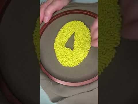 Видео: Ковровая вышивка. Оформляем ровный стык цветов/деталей. #ковроваявышивка #punchneedle