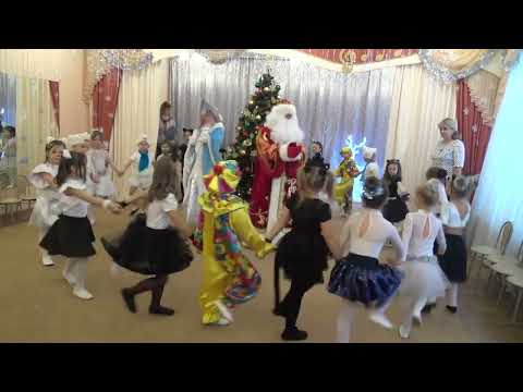 Видео: 28.12.2022 Даша, С новым 2023 годом. Последний новогодний утренник в детском саду