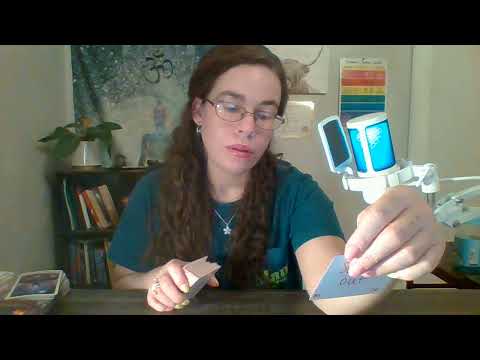 Видео: Кто-то видит семью по-другому, так что это плохие новости. Кто-то/что-то из другой страны и ложь ...